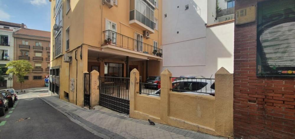Mercado Anton Martin Apartment マドリード エクステリア 写真