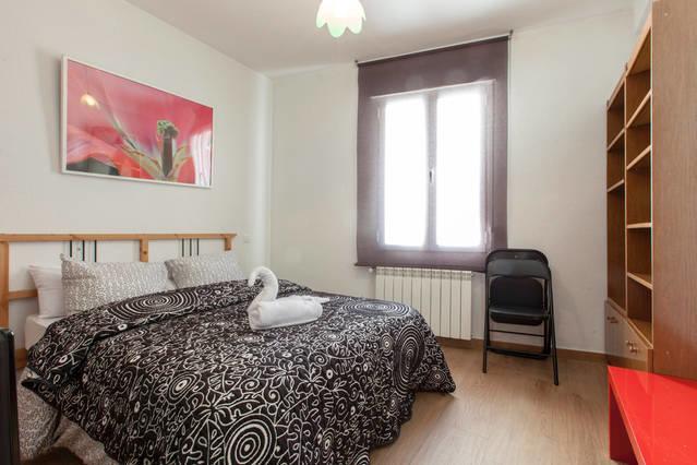 Mercado Anton Martin Apartment マドリード エクステリア 写真