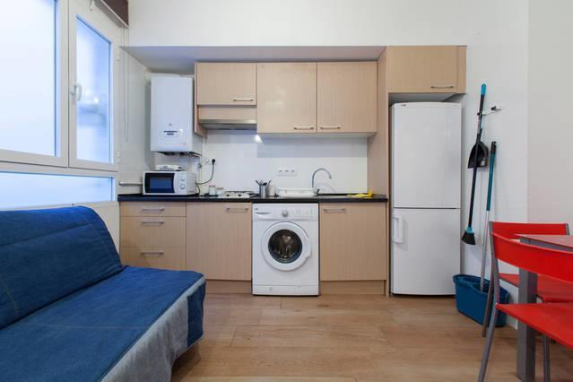 Mercado Anton Martin Apartment マドリード エクステリア 写真