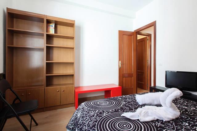 Mercado Anton Martin Apartment マドリード エクステリア 写真